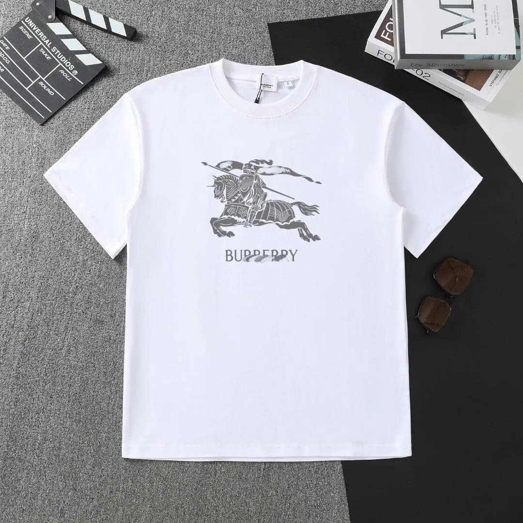 Fear of God Essentials Graphic Tee Essentials Logo — Burberry T-shirt*5 白色战马
