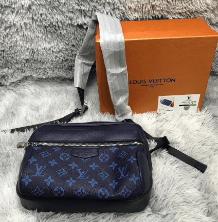 Louis Vuitton Pochette Métis Monogram Eclipse