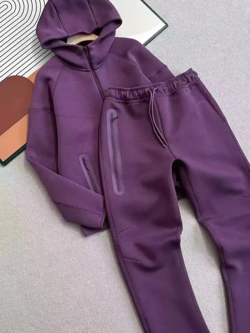 Lululemon Tech Fleece Hoodie and Joggers Set Peachy Nude — 深紫色套装
