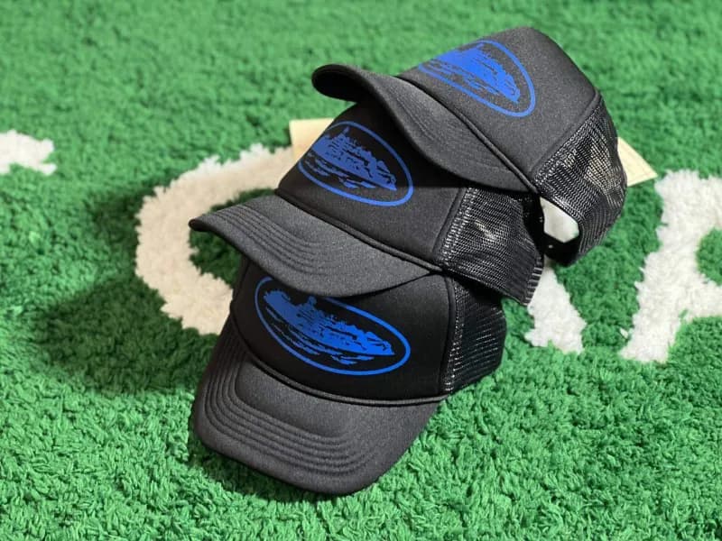Corteiz Bucket Hat Embroidered Logo — Cruise Ship Blue Black Cruise Ship Duck Tongue