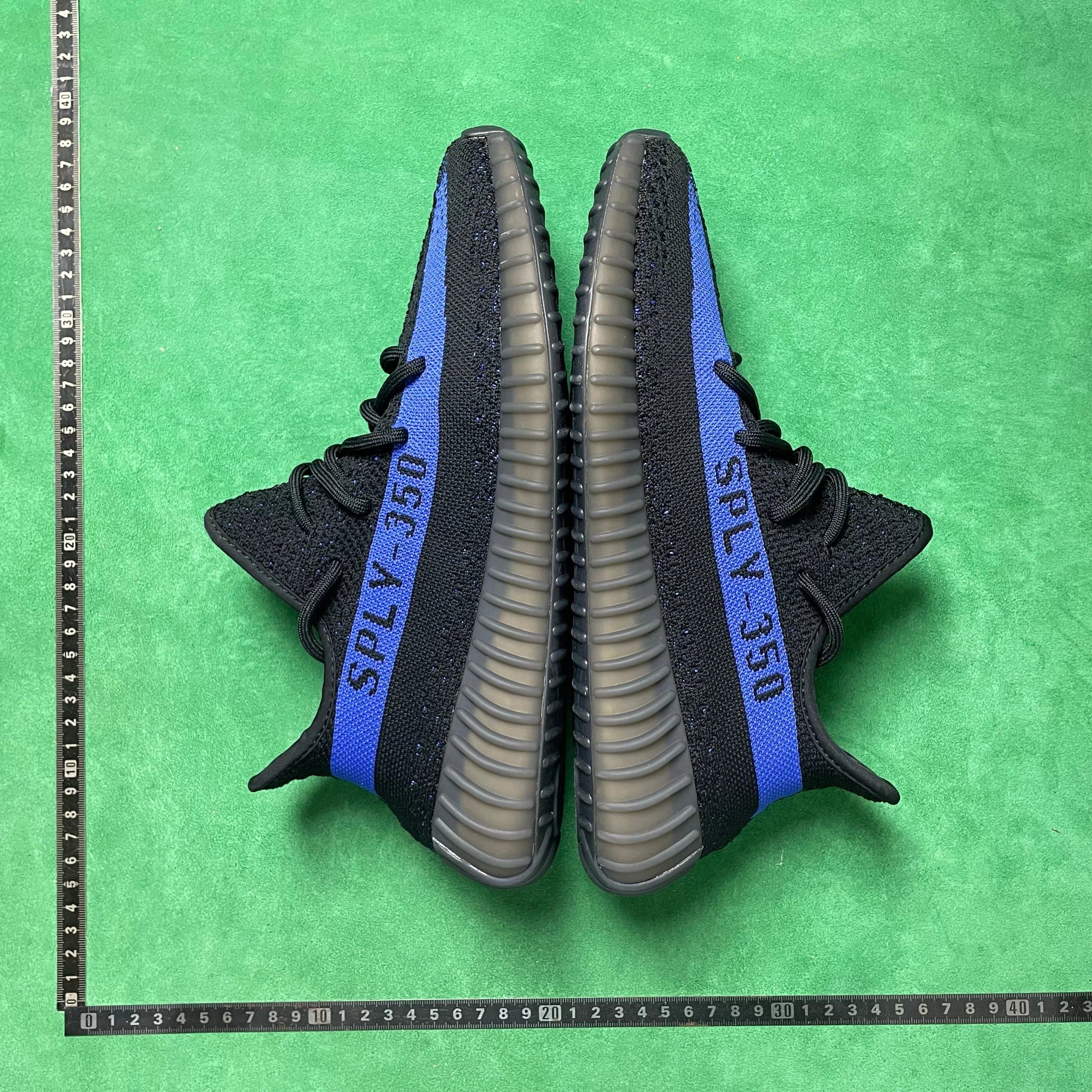 Yeezy Boost 350 V2 Zebra — 9号黑蓝GY7164