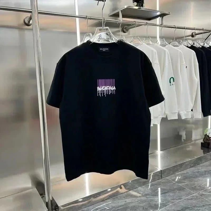 Balenciaga T-Shirt Barcode Logo