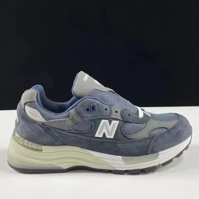 New Balance 990v3 Kith Collaboration — 总裁 NB992海军蓝  GG