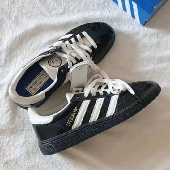 Adidas Samba Specialized