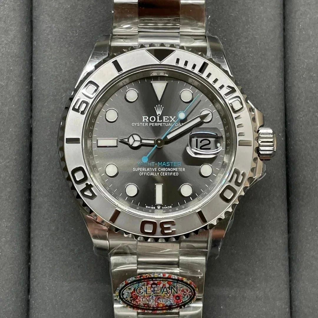 Ballon Bleu de Cartier Automatic — 22