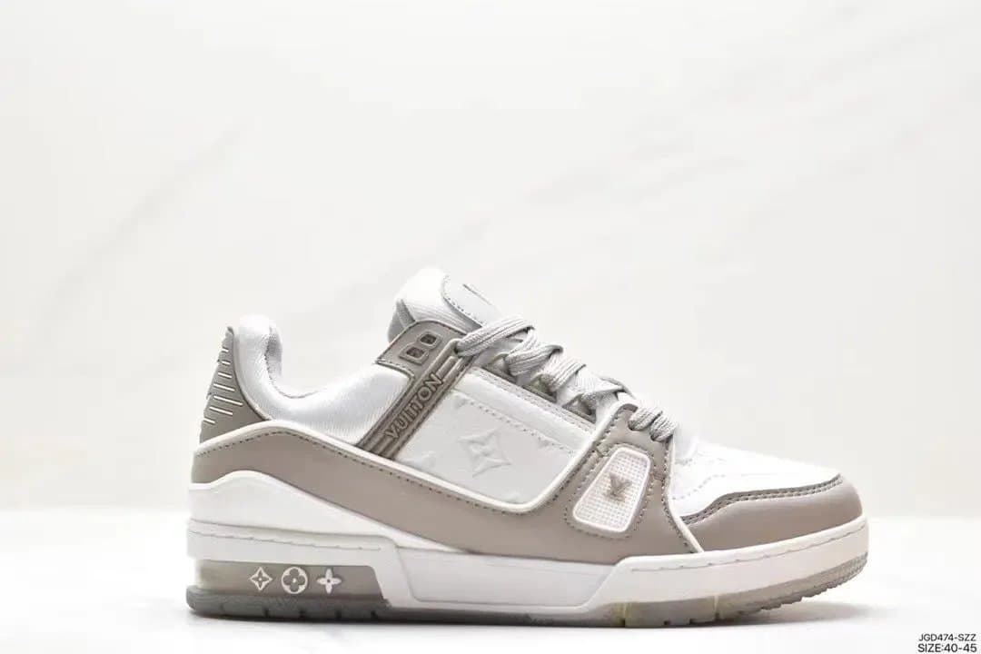Louis Vuitton LV Trainer Monogram — 14 白浅灰