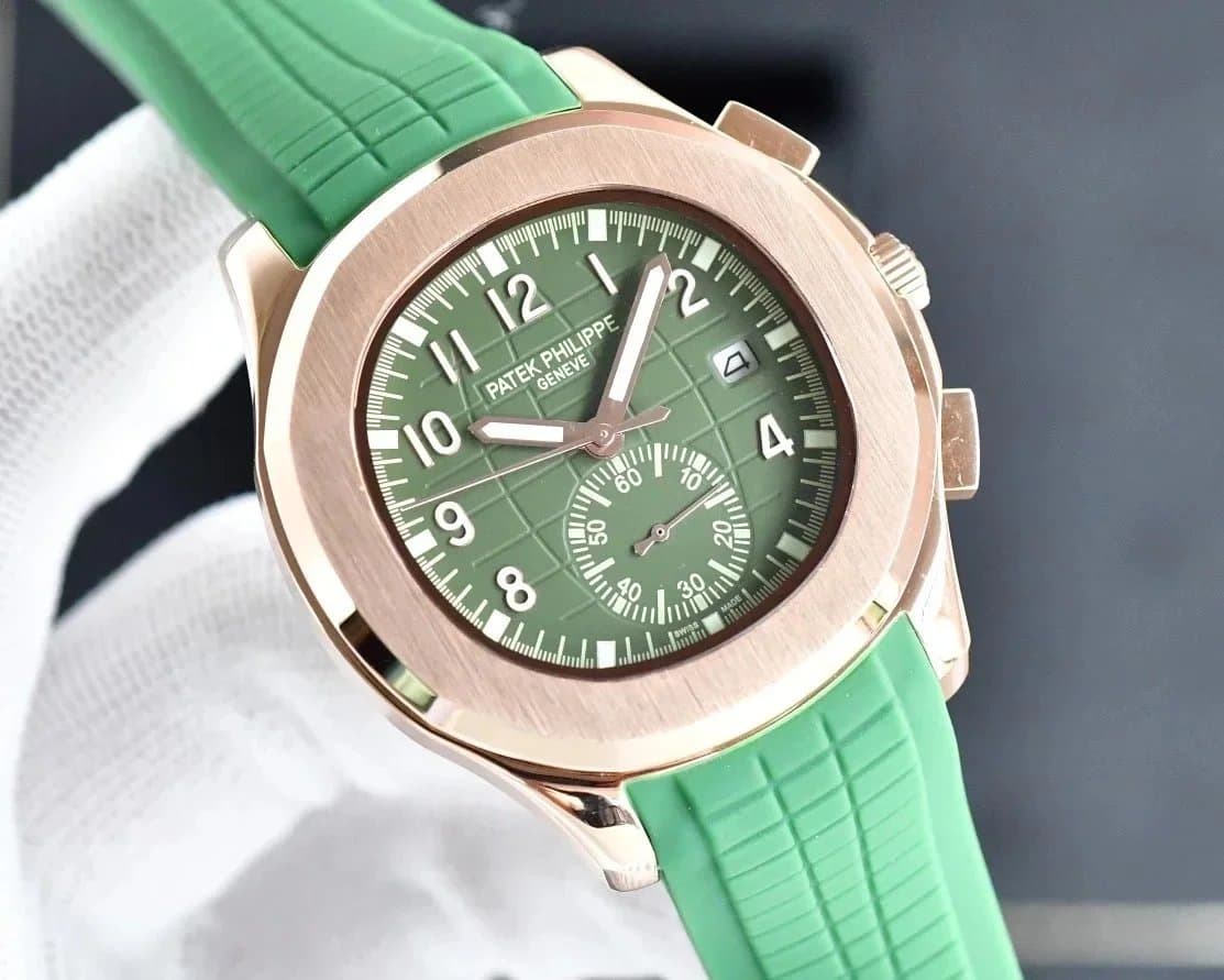 Patek Philippe Aquanaut Chronograph Black Dial with Grid Pattern — 玫金绿