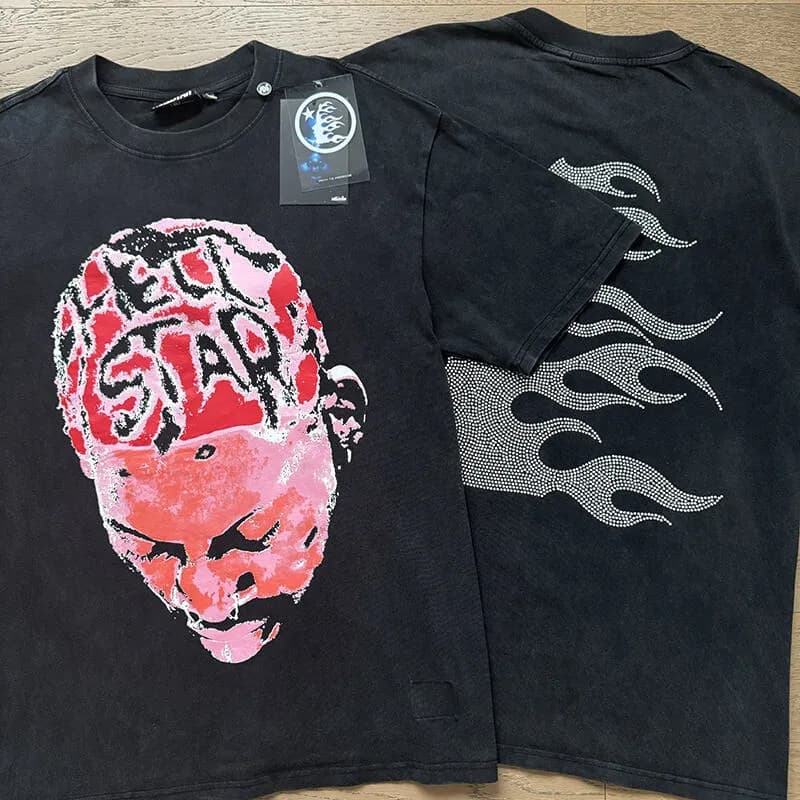 Hellstar Graphic Tee Flame Logo — 6772 洗水黑