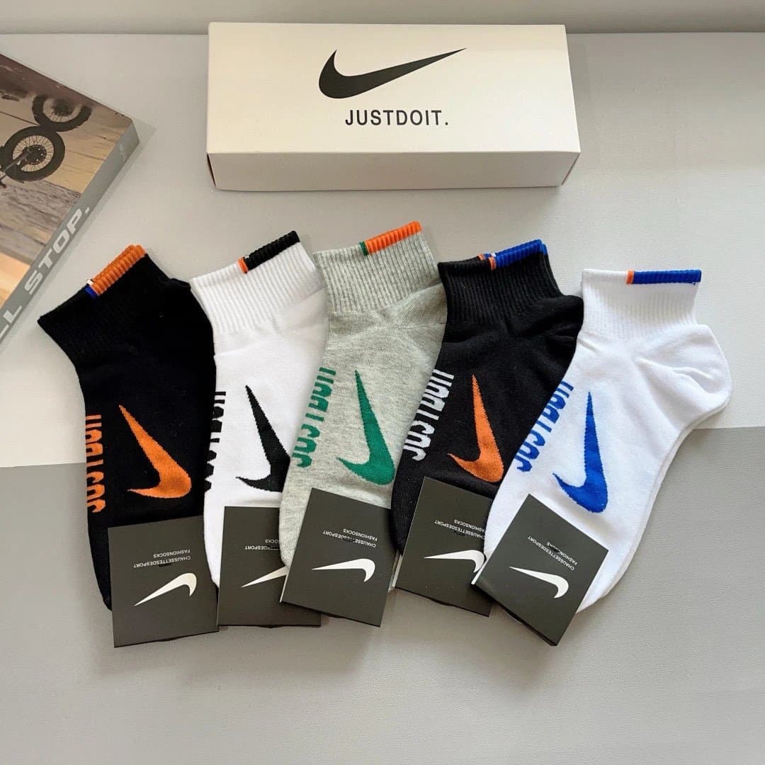 Nike Sport Socks Just Do It Logo