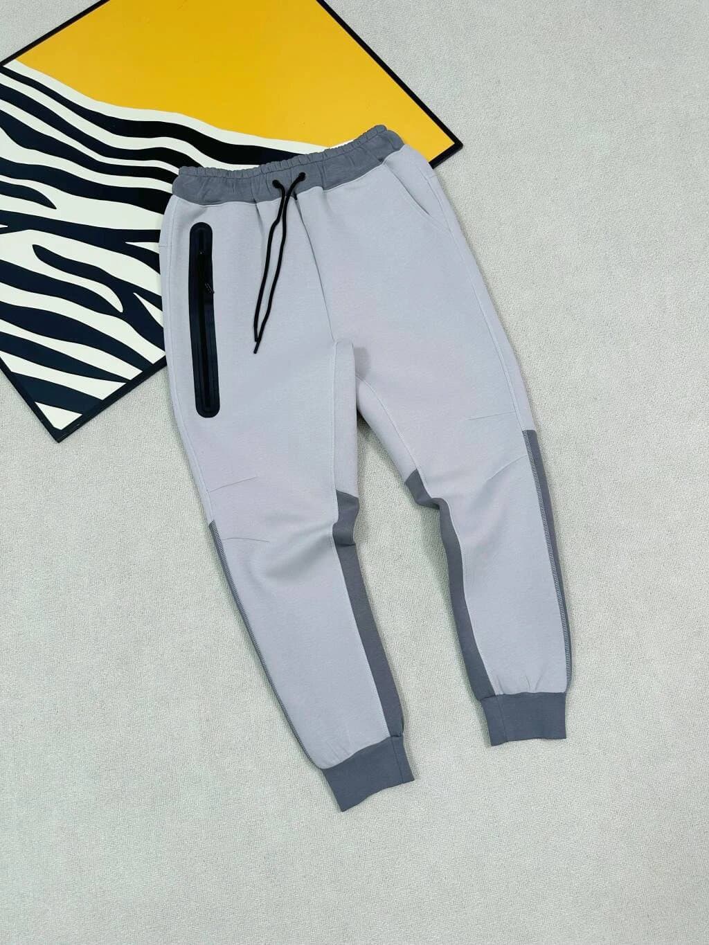 Nike Tech Fleece Joggers Light Grey