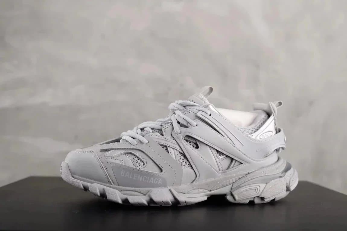 Balenciaga Triple S All Black — 尺码备注 · 巴黎世家3.0灰银色 31200