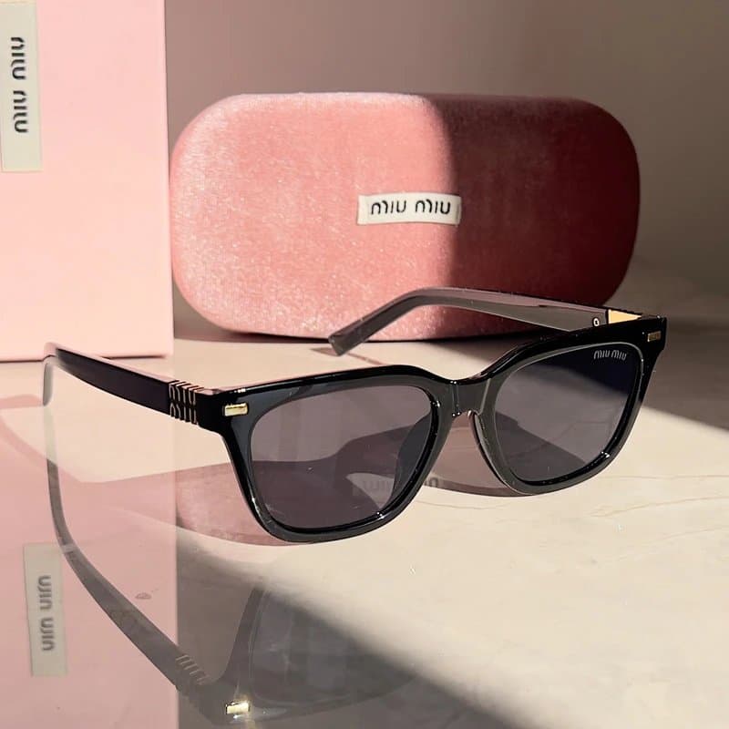 Miu Miu Sunglasses Gold Logo Temples — 3442016XZ