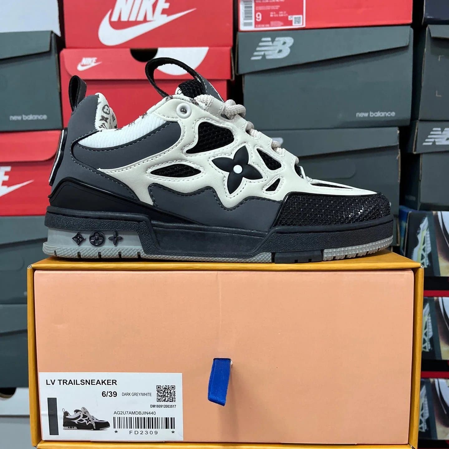 Louis Vuitton LV Trail Sneaker Dark Grey White