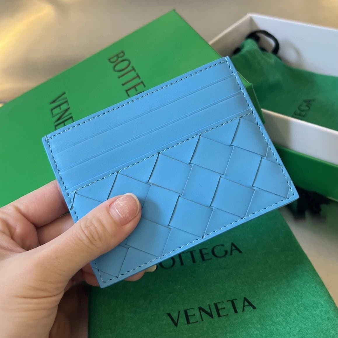 Bottega Veneta Intrecciato Cardholder Two-Tone — 泳池兰