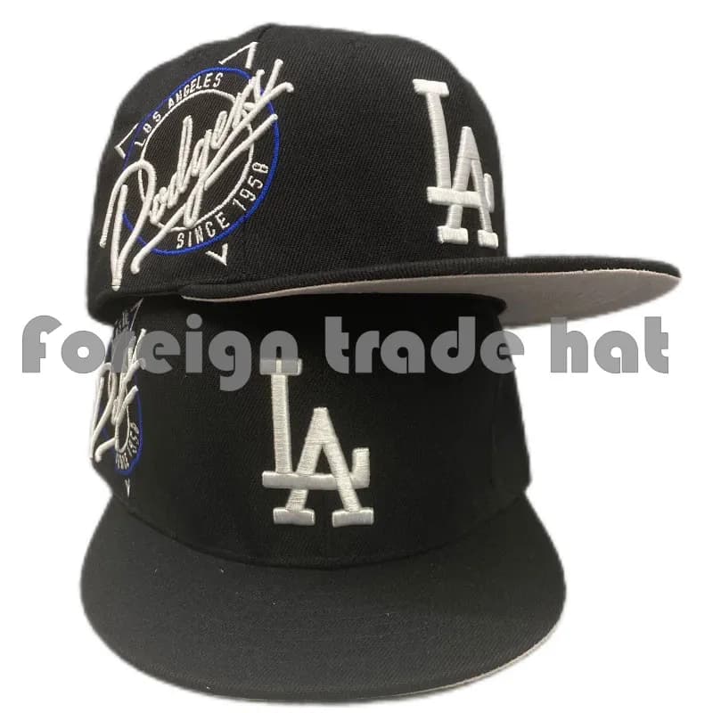 New Era × MLB 59FIFTY Cap NY Yankees Black/Red — 36