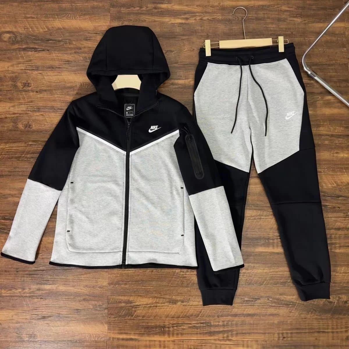 Nike Tech Fleece Hooded Jacket Olive — 17