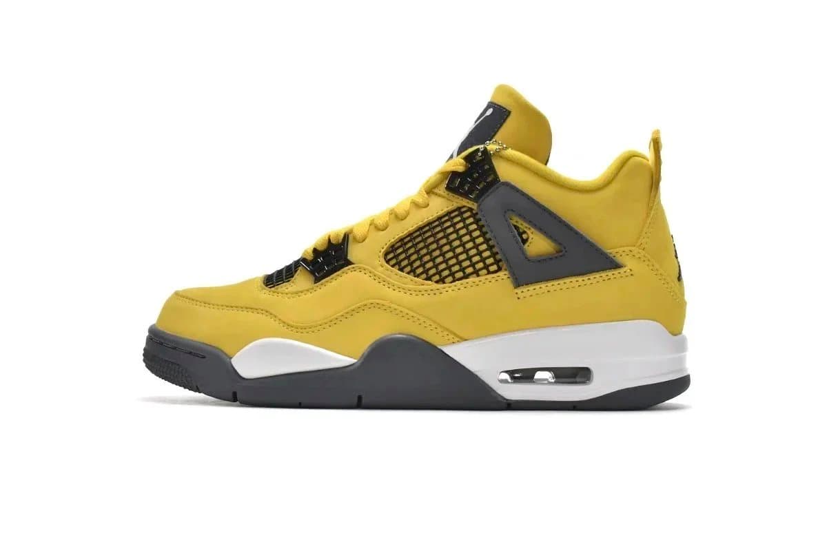 Air Jordan 4 Thunder