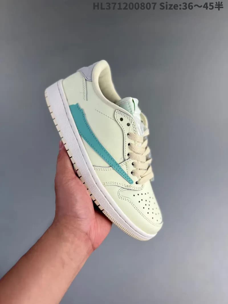 Nike Dunk Low Mint Green