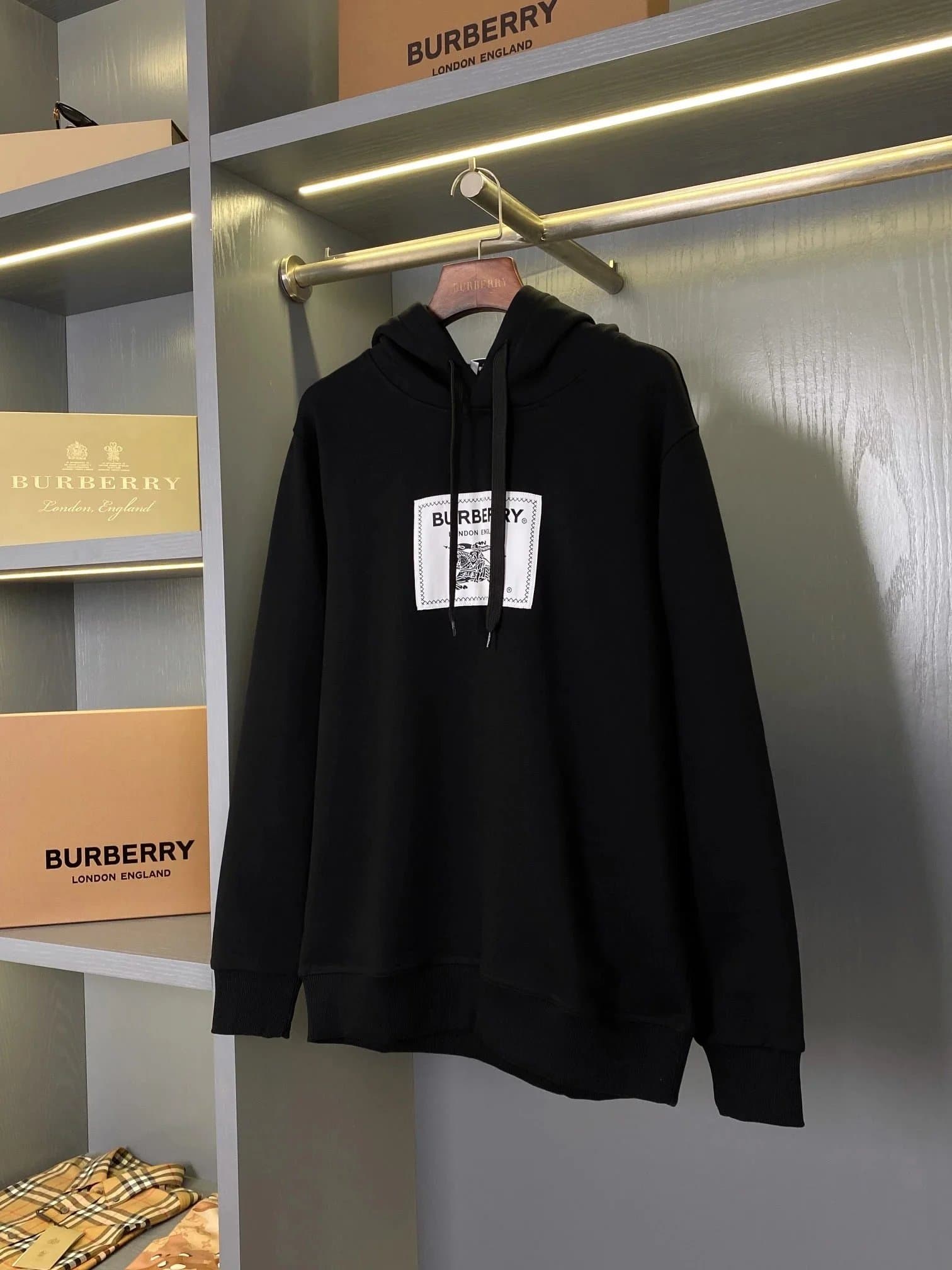 Burberry Zip-Up Hoodie Checkered Lining — 04