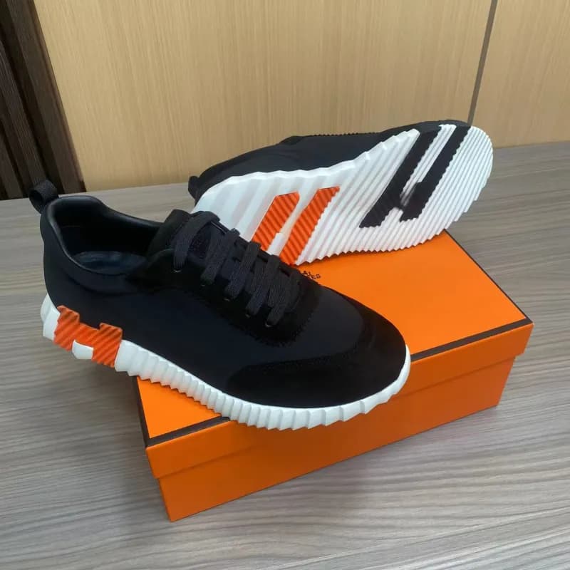 Hermès H-Logo Sneaker White Mesh with Black H — 30莱卡