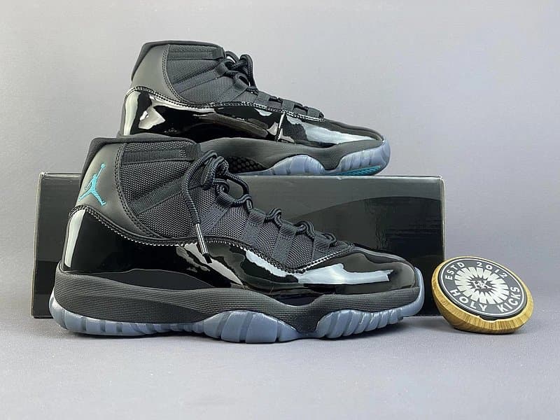 Air Jordan 11 Concord