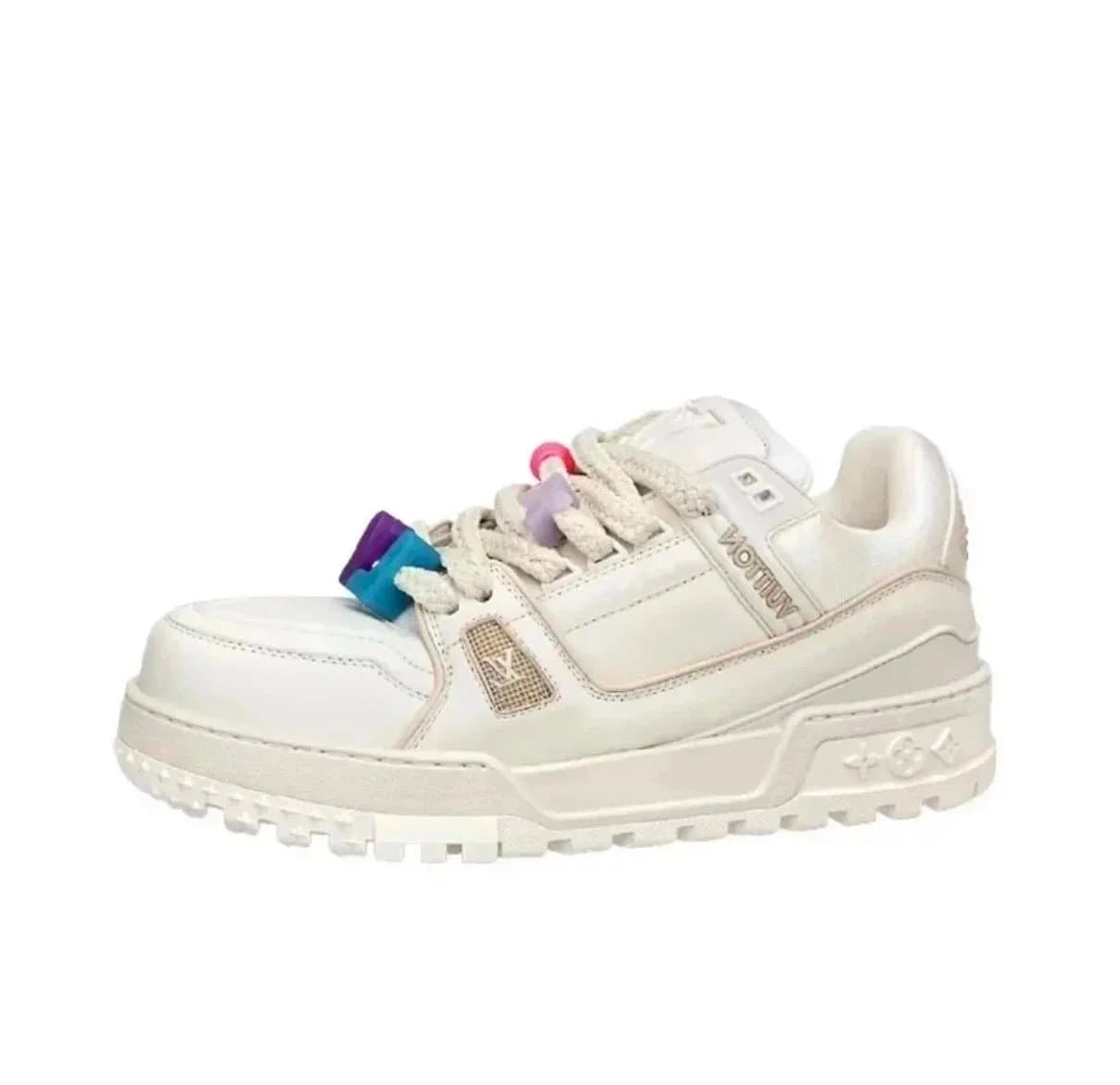 Louis Vuitton LV Trainer Monogram Embossed — 白色（小胖丁）