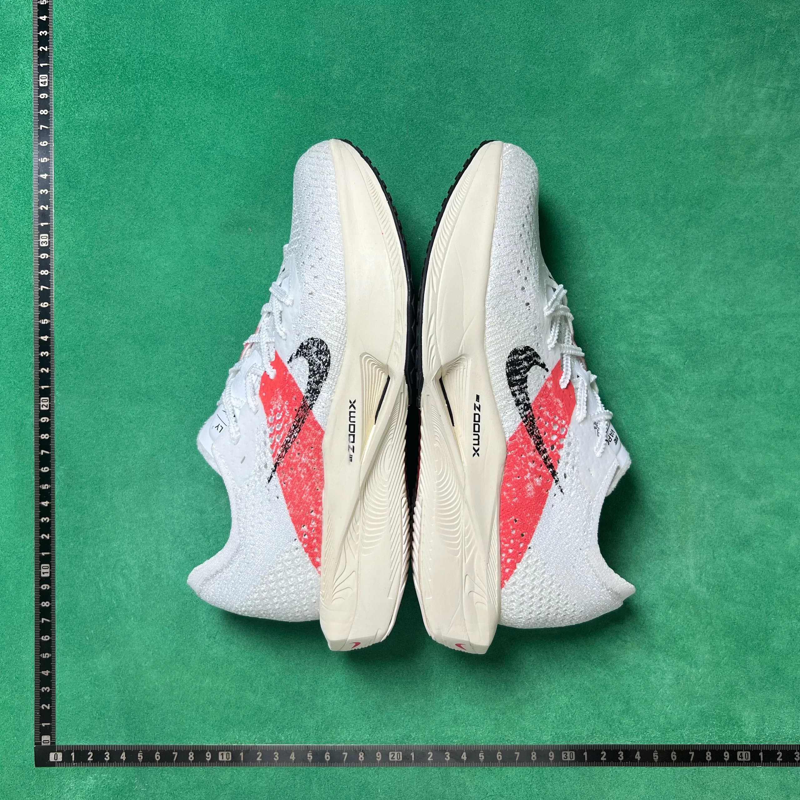 Nike Air ZoomX Vaporfly White/Red/Black