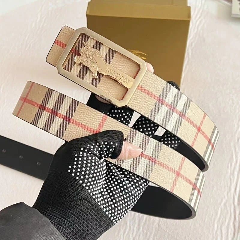Burberry Classic Check Belt Iconic Nova Check