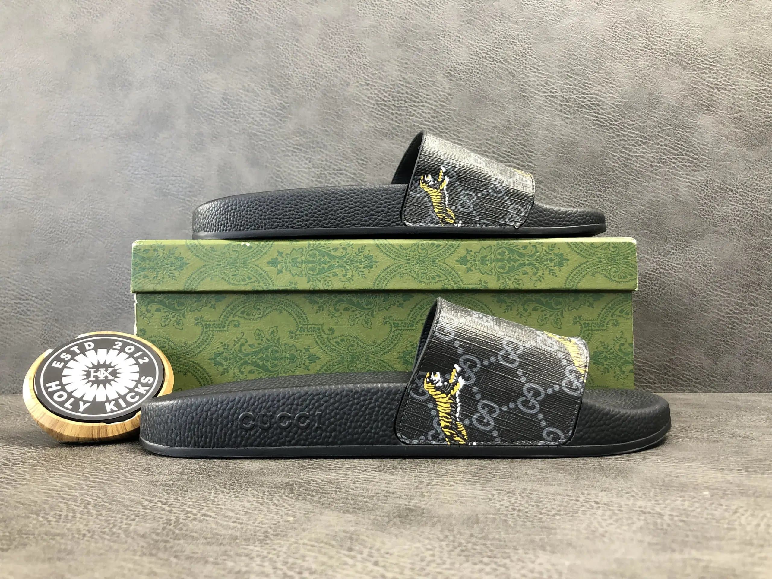 Gucci Slide Sandal Tiger GG Print