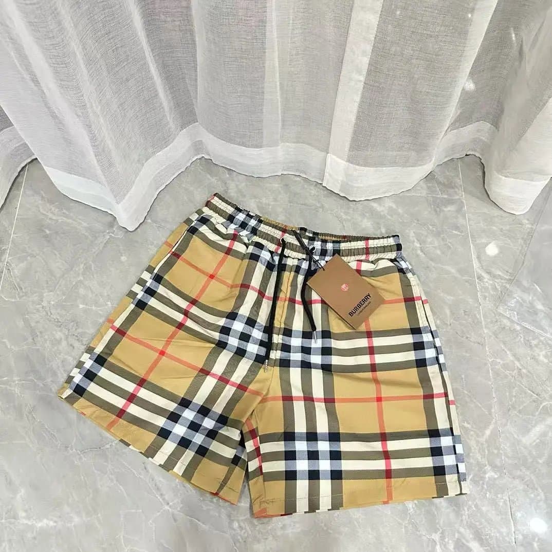 Burberry Equestrian Knight Shorts Check Stripe Side Panel — 黄格子