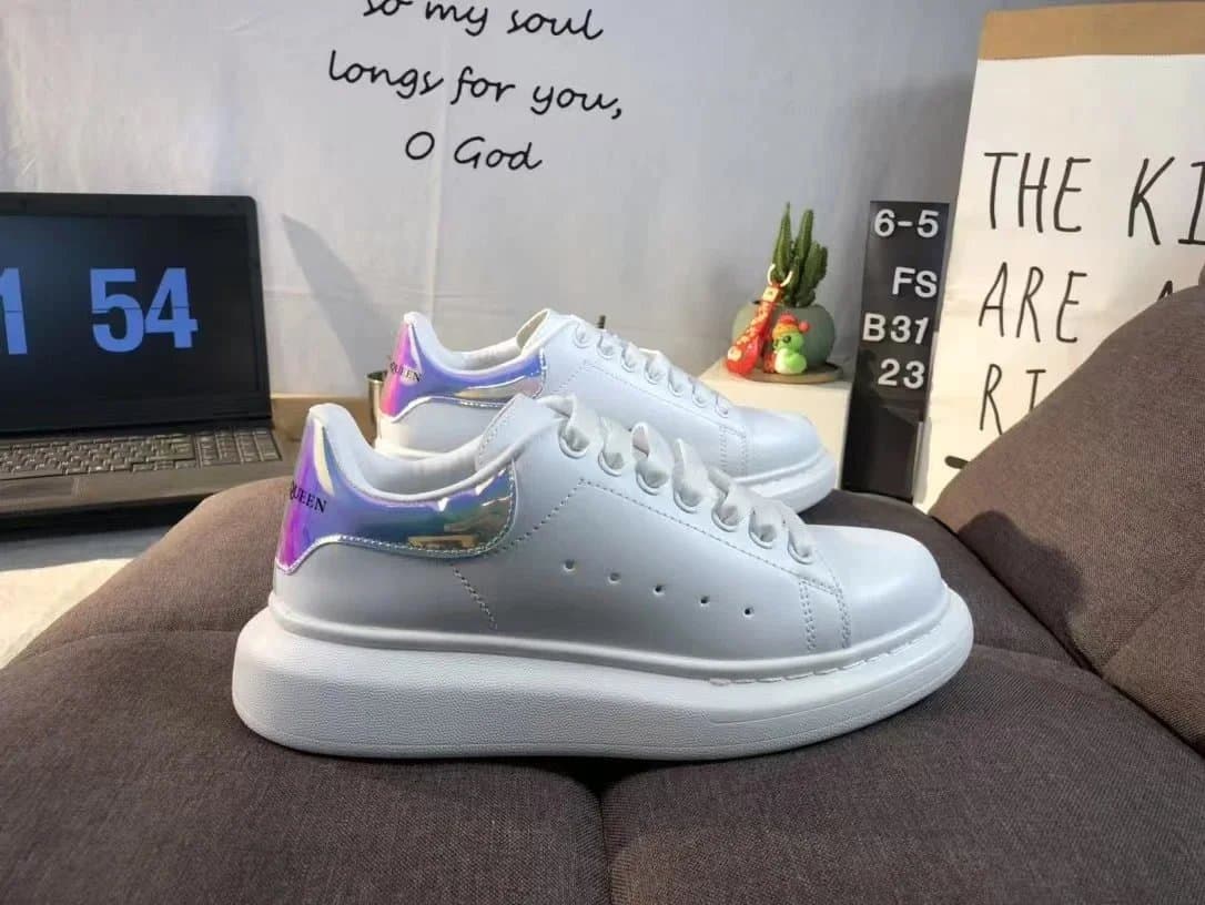 Alexander McQueen Sneaker Oversized Sole — 10