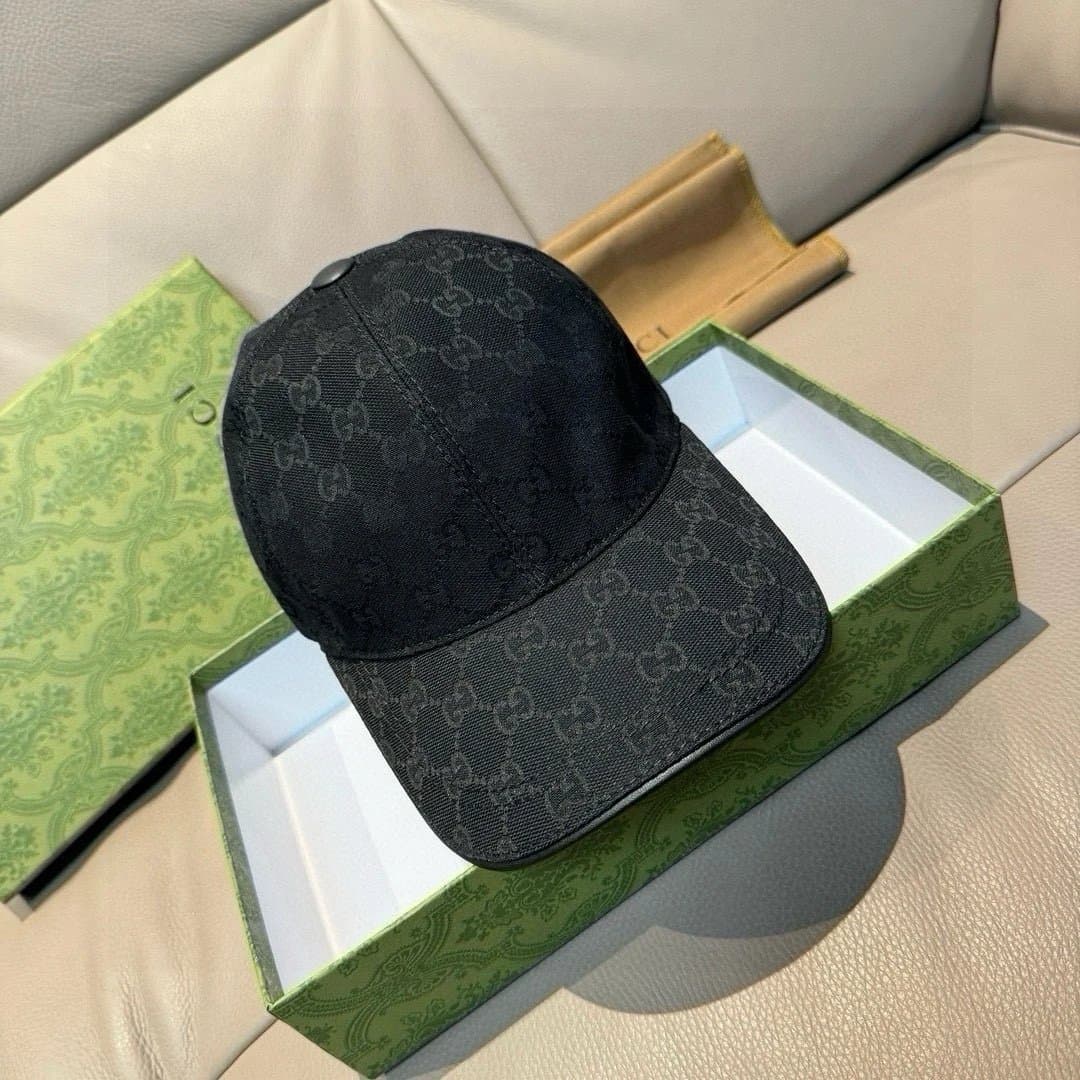 Stone Island Bucket Hat Compass Logo Patch — Gucci*4