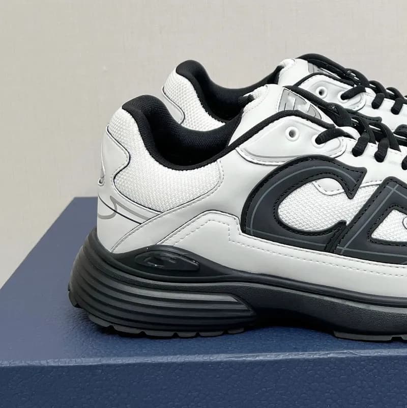 Balenciaga Triple S White Black