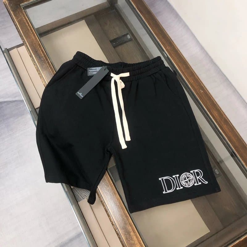 Fendi Logo Patch Shorts FF Logo — 99