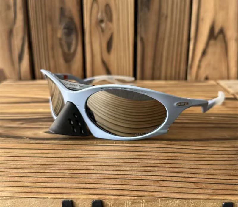 Oakley Juliet Matte Grey with Black Nose Piece