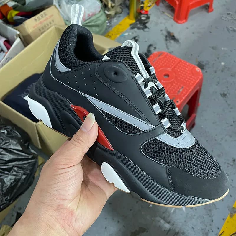 Balenciaga Triple S Light Grey — 黑灰红 02