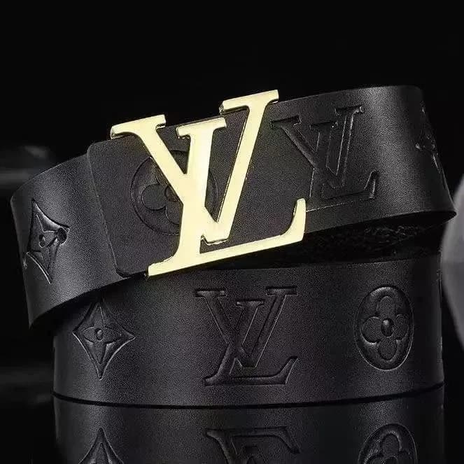 Louis Vuitton LV Belt Monogram Canvas — 压花黑L金扣