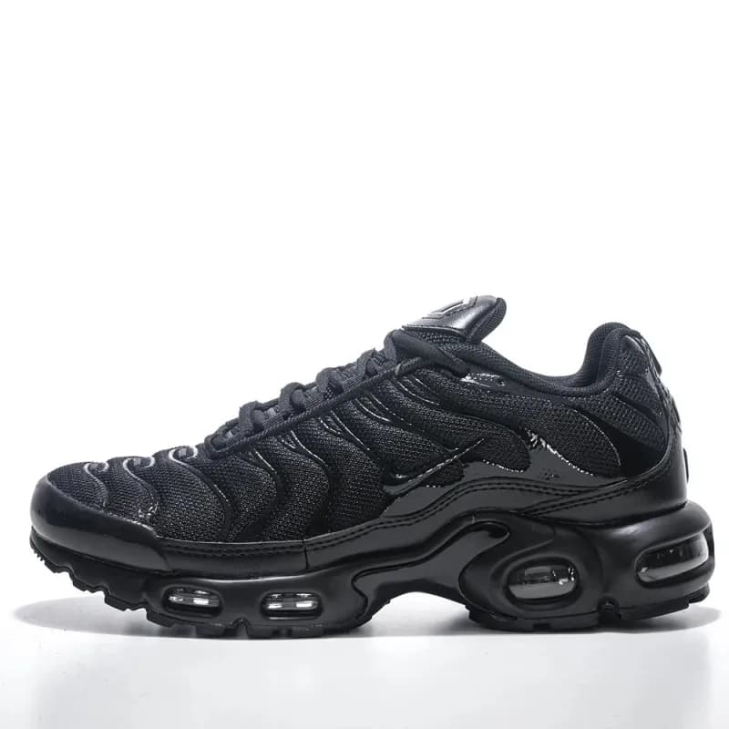 Nike Air Max Plus Triple Black