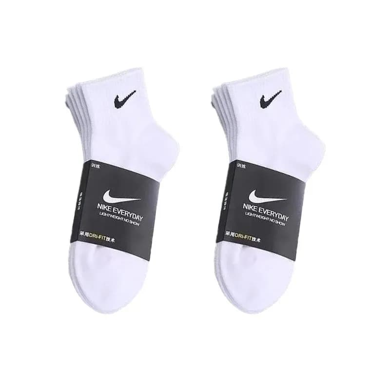 Nike Everyday Lightweight Crew Black Swoosh — 两对白色