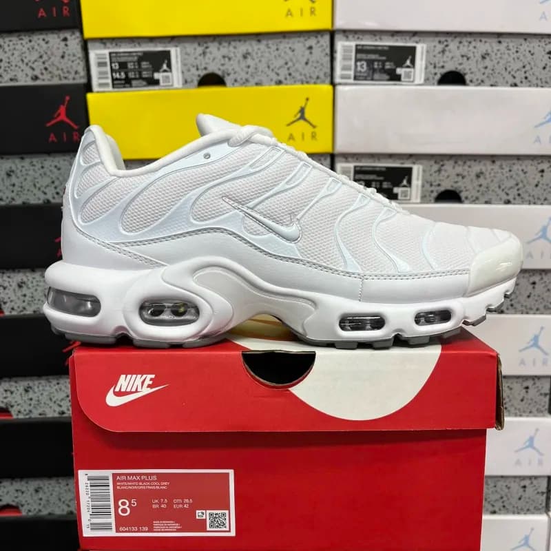 Nike Air Max Plus Triple White