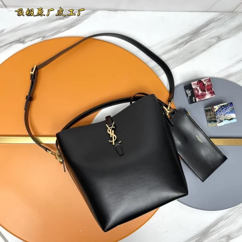 Saint Laurent Niki Mini Smooth Leather — 228【款式】