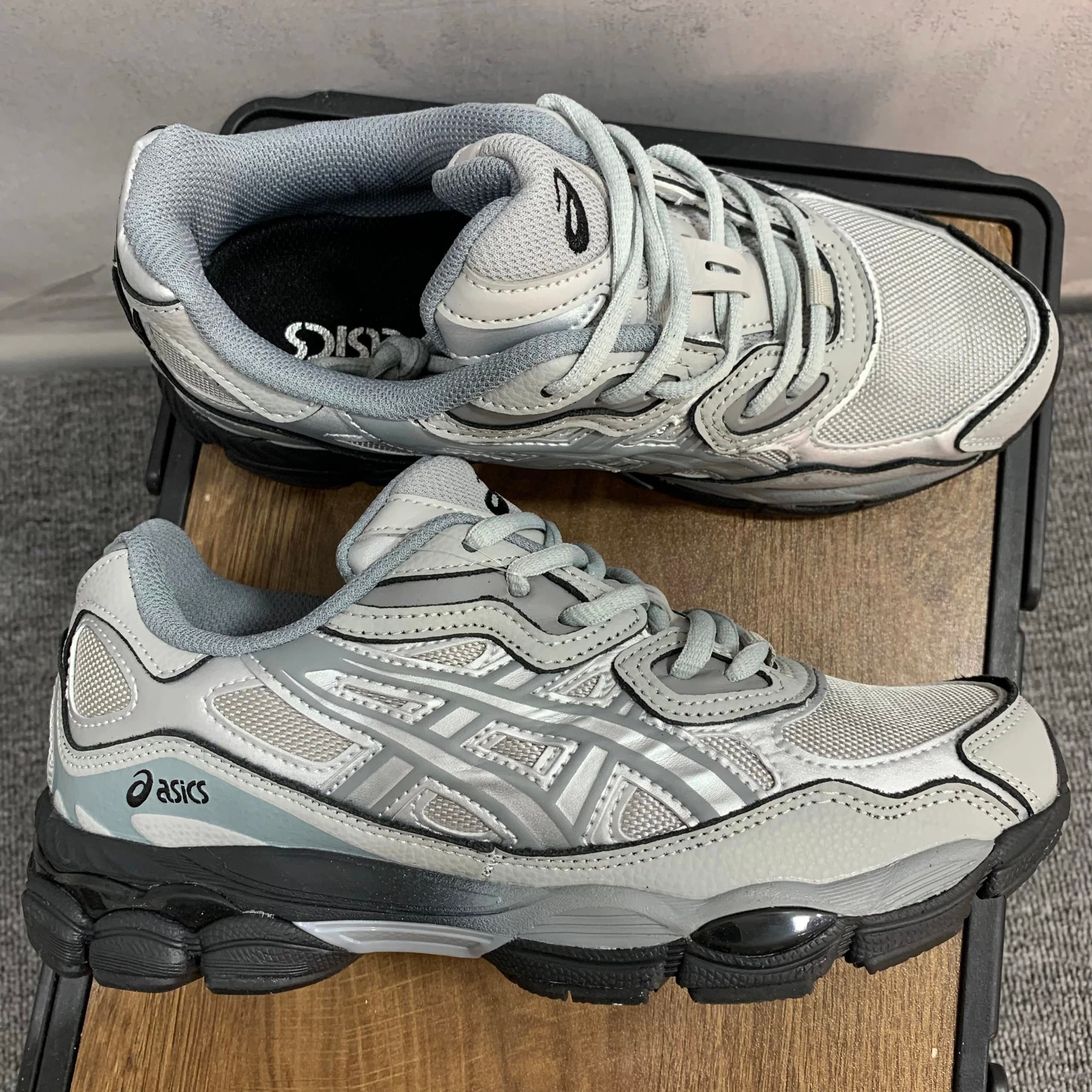 Asics Gel-Lyte III Silver Grey