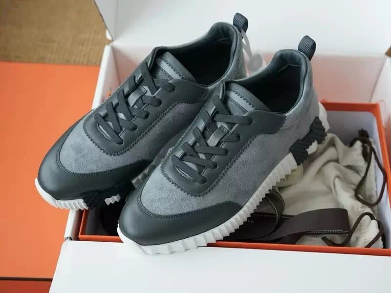 Hermès Run Away Grey Suede and Leather