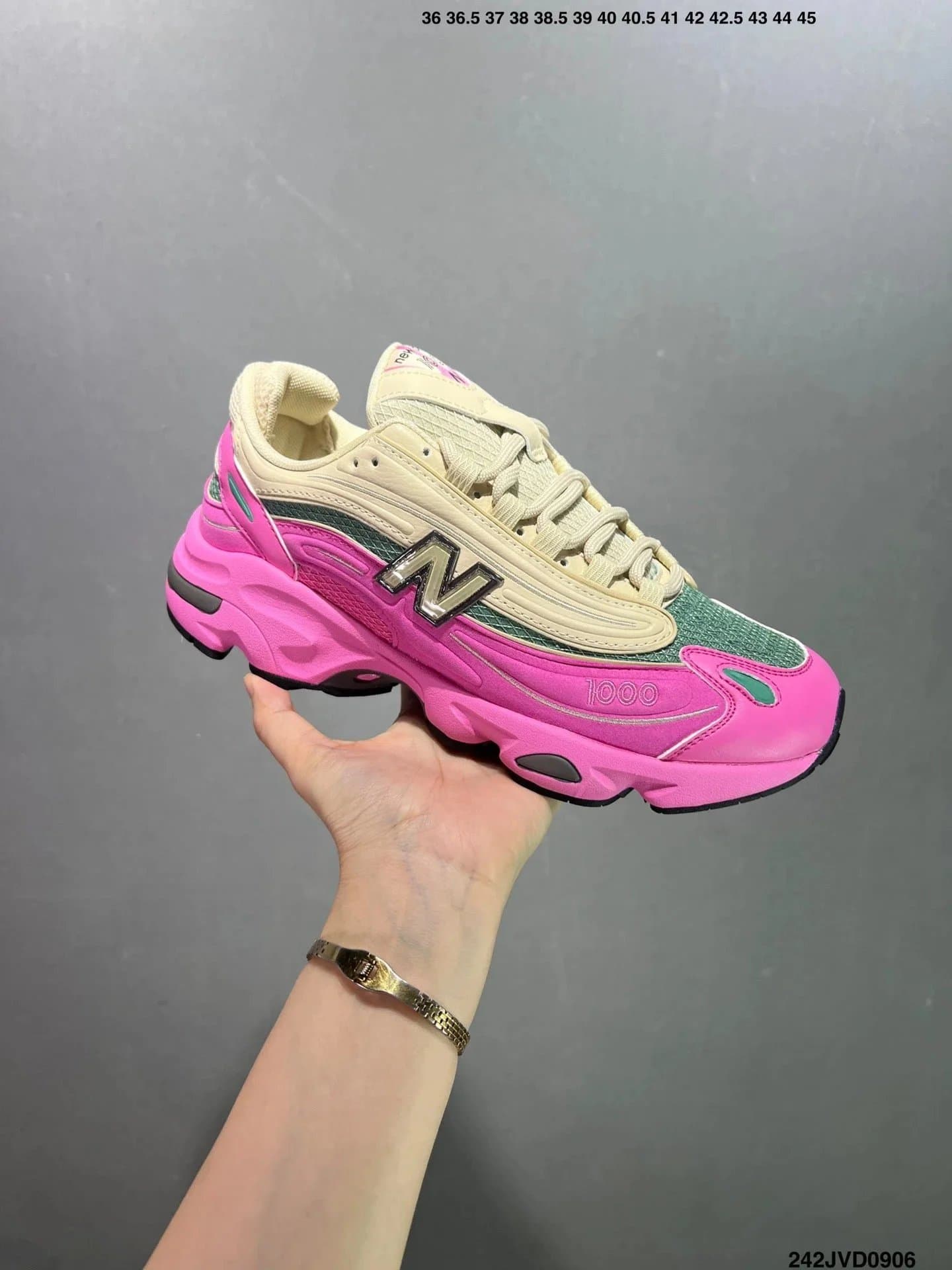 New Balance Headset Over-Ear with Mic — 12号色