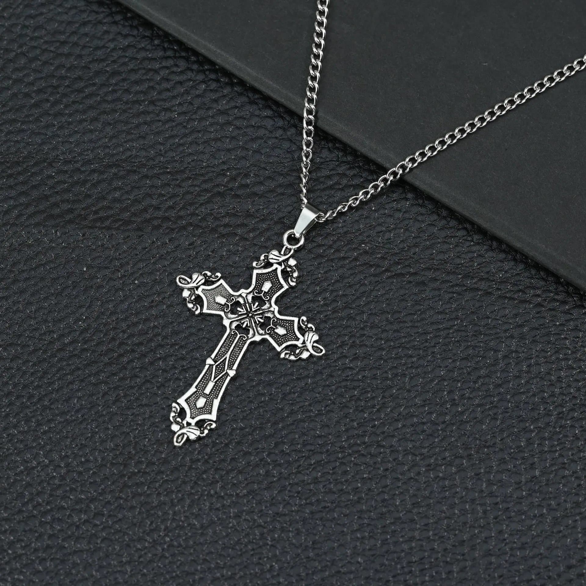 Chrome Hearts Cross Pendant Multi-Stone — 9#花十字架侧身链