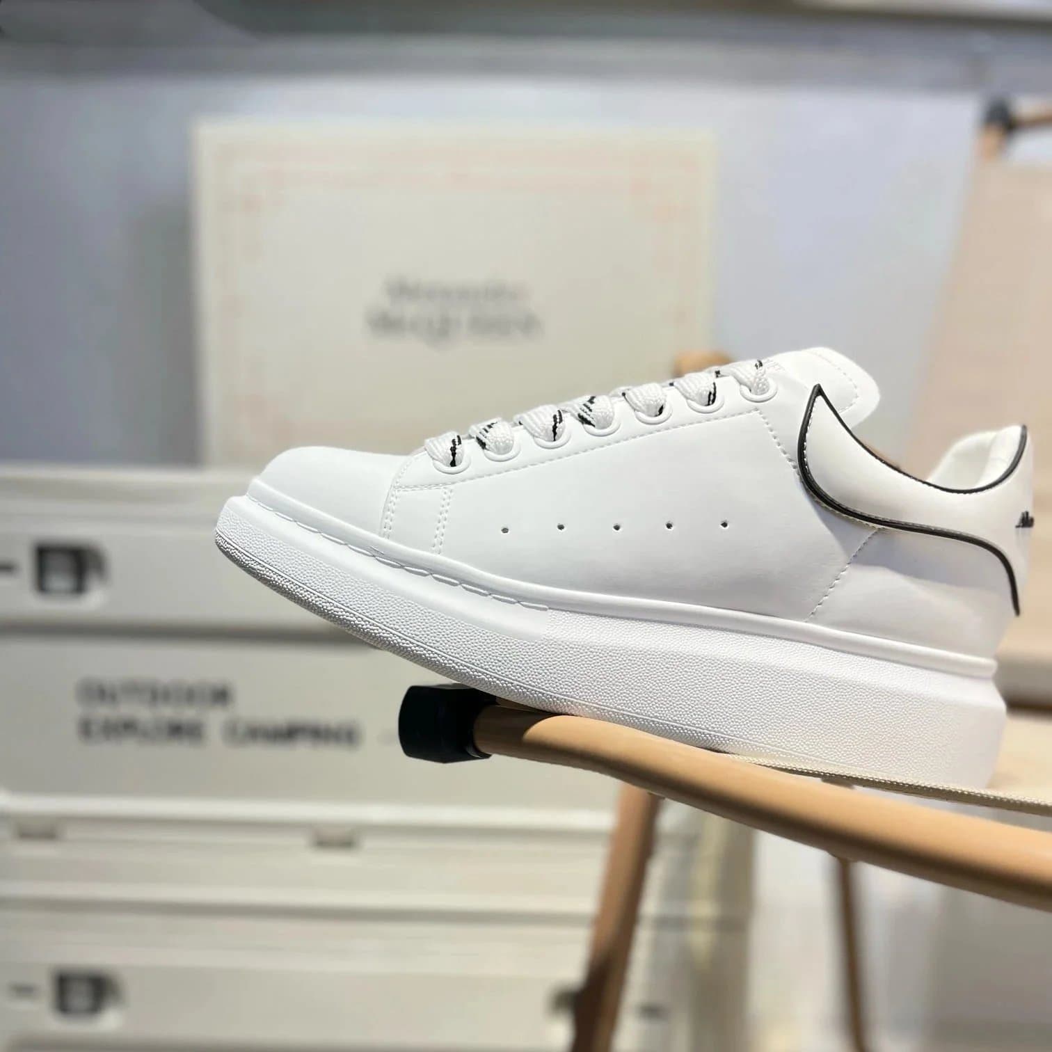 Alexander McQueen Sneaker White with Black Stitching