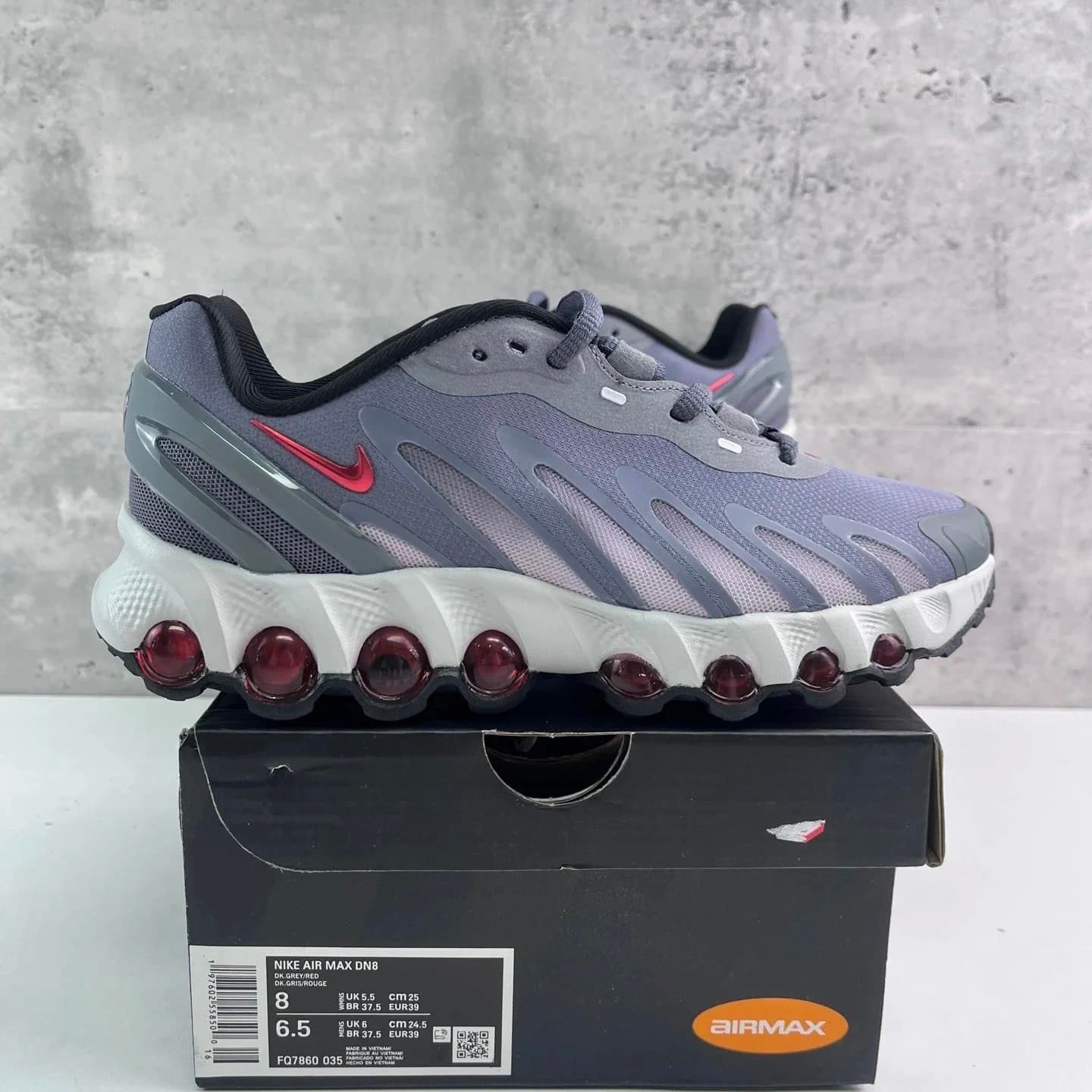 Nike Air Max DN8 Dark Grey/Red