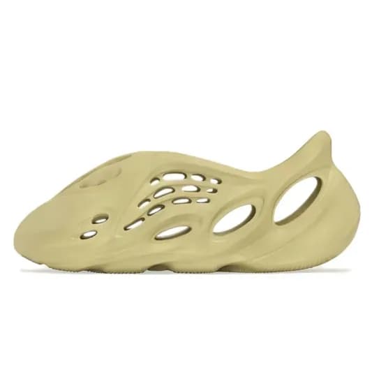 Yeezy Slide Bone — GV6775