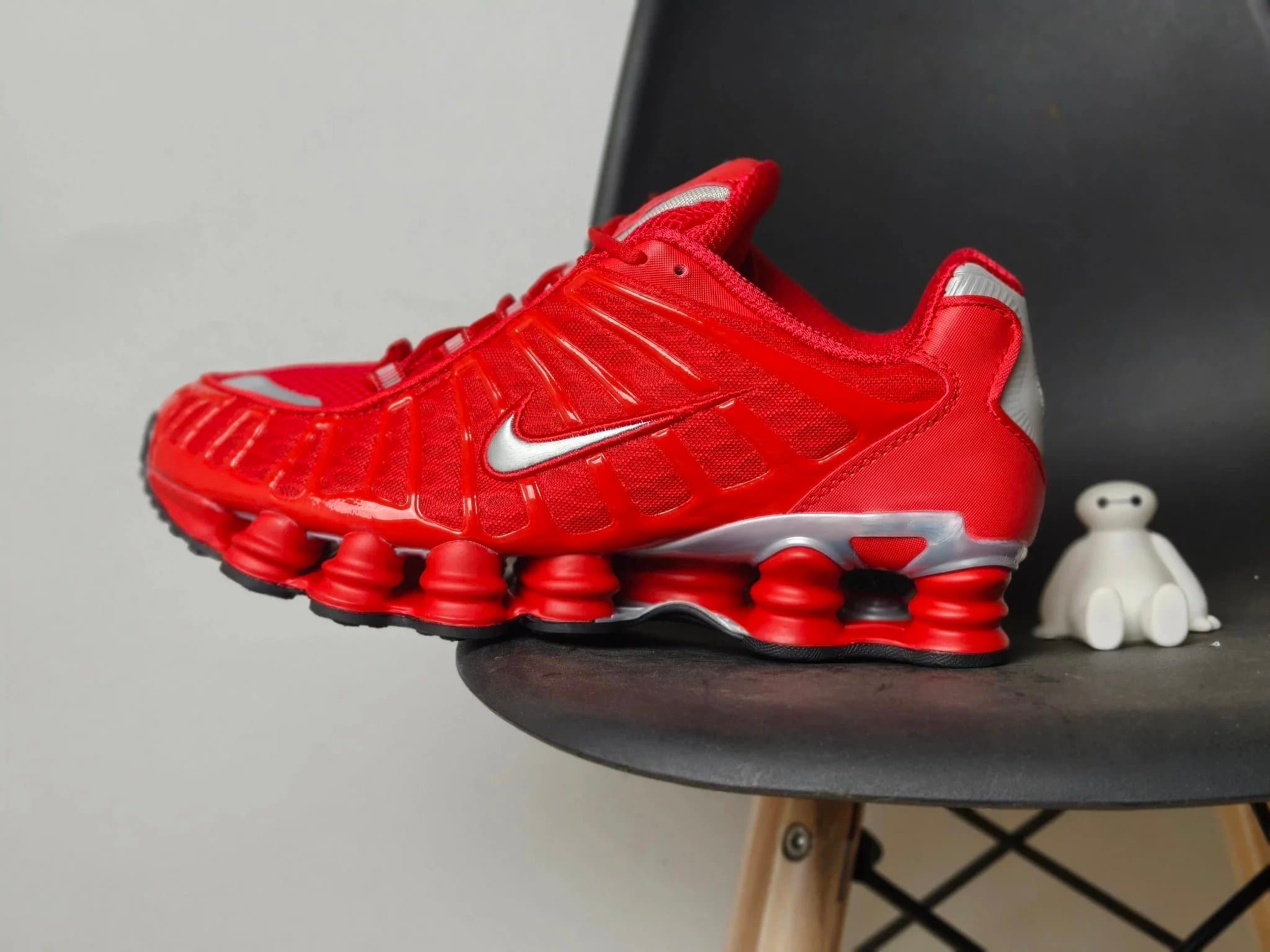 Nike Shox R4 Red Silver