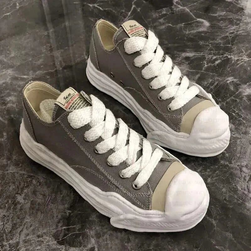 Sacai Double sole low-top Grey/White/Beige
